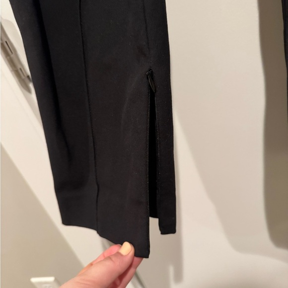 Theory Classic Black Trousers with Side Zipper Closure Size 10 - Picture 3 of 7